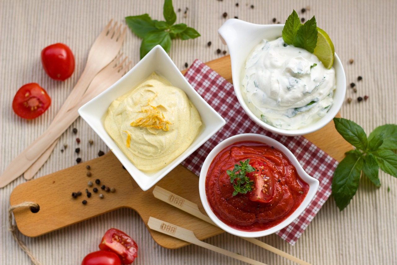 sauce, dip, cook, yummy, chutney, nature, healthy, food, homemade, piquant, meal, vegetarian, dipping sauce, snack, barbecue, grilling, picnic, grill, summer, summery, ketchup, yogurt, curry